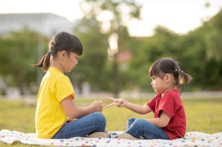7 trò chơi dân gian hấp dẫn cha mẹ nên dạy cho trẻ