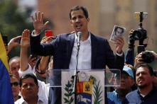 Lãnh đạo đối lập chính thức tuyên bố làm tổng thống tạm quyền thay Maduro