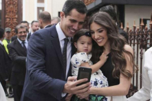 Tổng thống lâm thời Venezuela được Mỹ ủng hộ là ai?