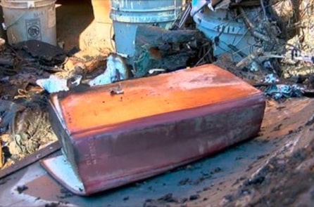 Cuốn “Kinh Thánh” không bị thiêu hủy trong căn nhà hỏa hoạn