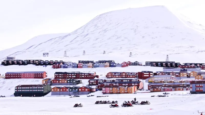 Thị trấn "không được phép chết": Longyearbyen