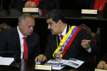 Tổng thống Maduro ra lệnh nhân viên ngoại giao Venezuela rời khỏi Mỹ
