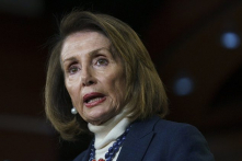 Bà Pelosi từng yêu cầu triển khai ‘súng máy’ trong Lễ nhậm chức