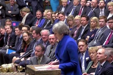 Vượt qua bỏ phiếu tín nhiệm, Thủ tướng Anh tìm cách kết thúc bế tắc Brexit