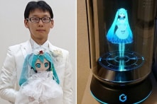 Người đàn ông Nhật tuyên bố kết hôn với một ảo ảnh hologram
