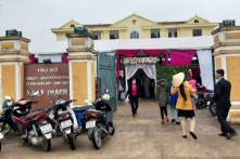 Vụ đám cưới tại trụ sở: Tạm đình chỉ công tác Chủ tịch xã