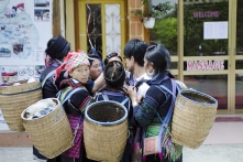 Khách du lịch quá đông đang là mối đe doạ đối với các di sản?