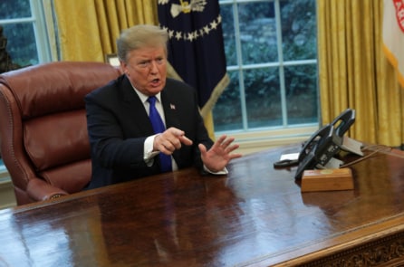 Trump chỉ trích đảng Dân chủ chặn dự luật cấm giết trẻ sơ sinh