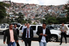 Phe đối lập Venezuela dùng quỹ tại Mỹ để nhận tiền bán dầu mỏ