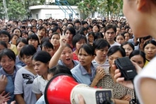 Kinh tế Trung Quốc đi xuống, kháng nghị quy mô nhỏ bùng nổ nhiều nơi