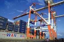 Container phế liệu nhập khẩu qua 4 cơ quan kiểm tra, doanh nghiệp ‘khóc’ ròng