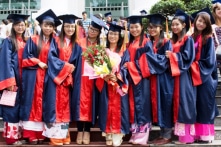 Khoảng 281 sinh viên Việt Nam từ Vũ Hán về quê ăn Tết