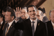 Nga sẵn sàng đàm phán với Mỹ về Venezuela, Guaido chuẩn bị về nước