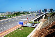 Thông quan cầu nối Việt Nam – Trung Quốc