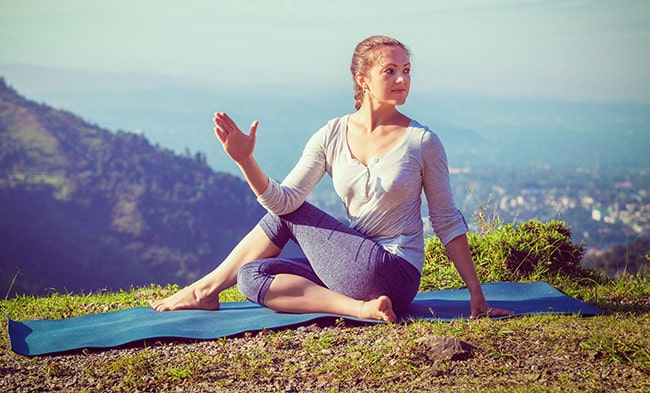 Không còn phải lo mỡ bụng 'phì nhiêu' nếu bạn tập 7 động tác yoga này