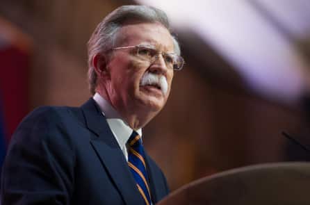 FBI đột kích nhà riêng và văn phòng của ông John Bolton
