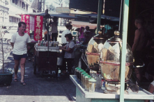 Nước sâm bà què và nước sâm Lý Thiết Quải