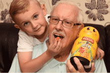 Cậu bé 6 tuổi thông minh cứu sống ông nội bị tiểu đường