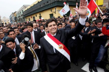 Cựu Tổng thống Peru tự sát để tránh bị bắt vì cáo buộc tham nhũng