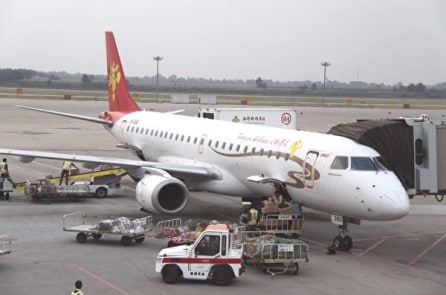 Hành khách TQ ném đồng xu vào máy bay để “cầu phúc” khiến chuyến bay bị hủy