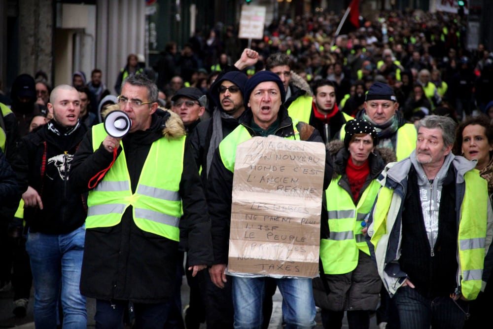 yellow vest movement