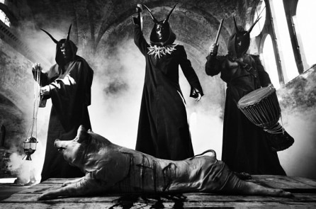 Quỷ Satan ám ảnh giới trẻ toàn thế giới – P2