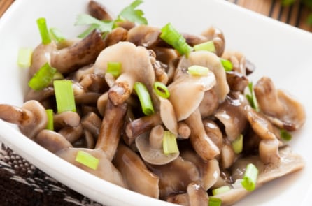 7 công dụng bất ngờ của nấm trong bữa ăn hàng ngày