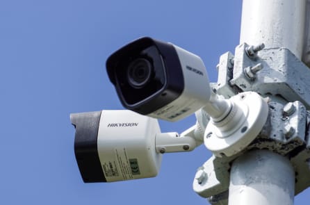 Lắp camera AI: TQ “chấm điểm” dân chúng, Nhật giúp đỡ người tàn tật