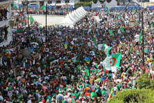 Algeria: Thứ Sáu liên tiếp thứ 17, người dân biểu tình phản đối giới chức