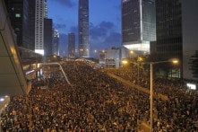 HK sẽ ‘leo thang hành động’ nếu chính quyền không hủy luật dẫn độ vào chiều 20/6