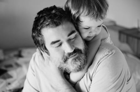 “Bố ơi, con có thể mua 1 giờ của bố không?”