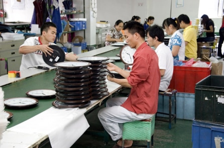 Nhiều doanh nghiệp rút khỏi Trung Quốc, kỷ nguyên “Made in China” sẽ kết thúc?