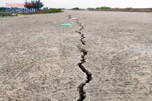 Thanh Hóa: Tuyến đê trăm tỷ dùng một năm đã nứt toác