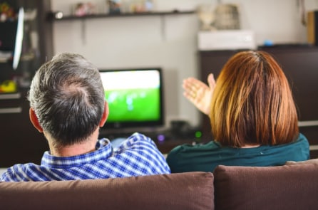 Xem TV trên 2 giờ mỗi ngày làm tăng nguy cơ bệnh tim mạch