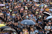 Biểu tình chống dự luật dẫn độ tiếp tục bùng nổ khắp Hồng Kông