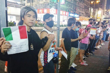 210.000 người biểu tình cùng tạo thành “Con đường Hồng Kông” tối ngày 23/8