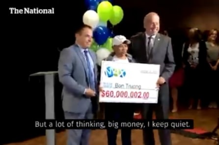 Người đàn ông mua đúng 1 dãy số trong 30 năm và trúng giải độc đắc 60 triệu đô