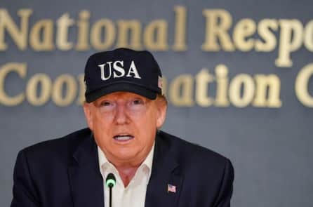 CQ Trump đề xuất không cấp giấy phép làm việc cho di dân trái phép