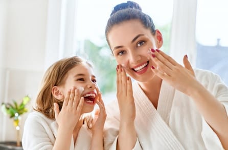 Tiến sĩ da liễu: Lời khuyên để thu nhỏ lỗ chân lông và ngăn ngừa lão hóa