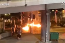 Hồng Kông: Cảnh sát cải trang người biểu tình, ném bom xăng (video)