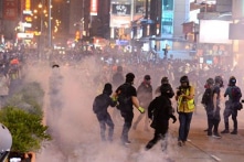 Người Hồng Kông tiếp tục diễu hành ngày 27/10, cảnh sát dùng bạo lực trấn áp