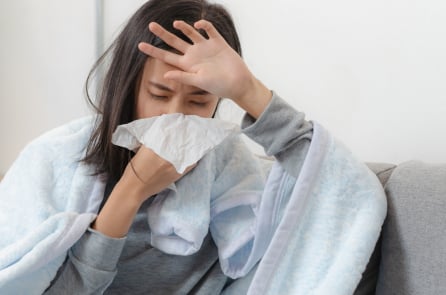 Dấu hiệu suy giảm miễn dịch, các yếu tốt ảnh hưởng và cách khắc phục