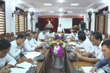 Cách chức Phó chủ tịch xã, buộc thôi việc Trưởng công an xã dùng bằng cấp III giả