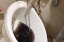 Vụ ‘nước nhiễm dầu thải’: Hướng đi nào để người dân được bồi thường?