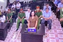 VKS đưa hàng loạt tin nhắn cáo buộc bà Triệu Thị Chính nâng điểm