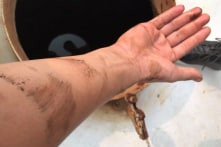 Xe bồn nhiễm bẩn cấp nước sạch cho người dân