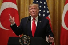 TT Trump: ‘Tôi muốn biết người tố giác là ai’