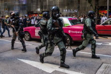 Truyền thông ĐCSTQ thúc giục cảnh sát Hồng Kông ‘bắn hạ những kẻ bạo động’