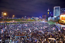 Người Hồng Kông mít tinh Lễ Tạ ơn để cảm ơn Mỹ