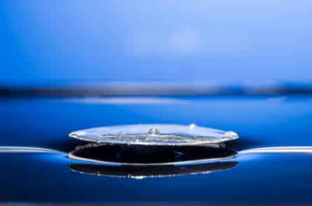 ‘Kim loại không thể chìm’ dù có thủng lỗ vẫn nổi